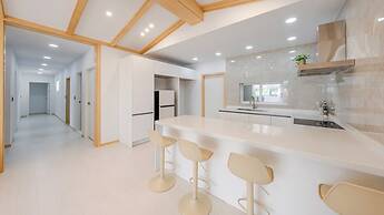 Gangreung Pyeonanhanga Pension