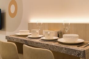 Riveria Premium Kuala Lumpur, Roam