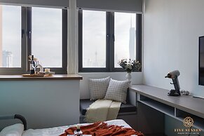 Riveria Premium Kuala Lumpur, Roam