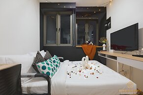 Riveria Premium Kuala Lumpur, Roam