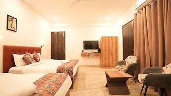 Saffron Inn
