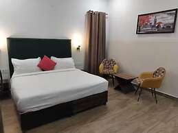 Saffron Inn