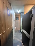 JJBRO HOSTELL