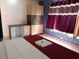 Goroomgo La Marina Puri