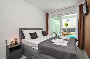 Smash A - Apartments with private pool