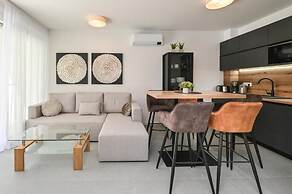 Smash A - Apartments with private pool