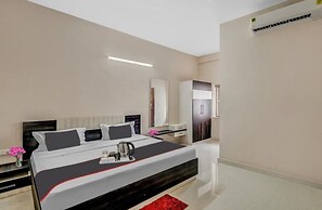 Goroomgo Sri Krishna Palace Bhubaneswar