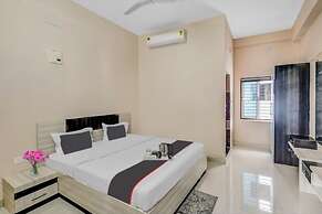 Goroomgo Sri Krishna Palace Bhubaneswar