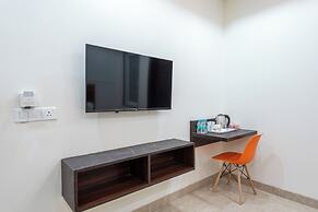 Saavi Hotel Sector- 45