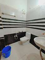 Goroomgo Namo Ayodhya Ji Palace