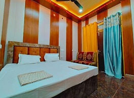 Goroomgo Namo Ayodhya Ji Palace