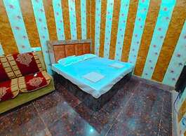 Goroomgo Namo Ayodhya Ji Palace