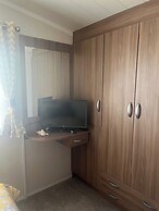 Seaside Escape - Cayton Bay Cabin