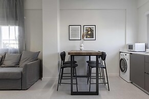 Phaedrus Living Mini Art House Da Vinci