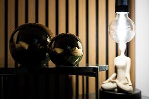 Bullring Lux Suite- Netflix-free Parking-sleeps 6