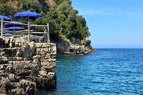 Hostel & Glamping Santa Fortunata