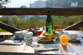 Hostel & Glamping Santa Fortunata