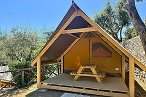 Hostel & Glamping Santa Fortunata