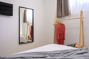 Yellow house with private parking