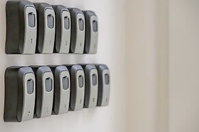 Yellow house with private parking