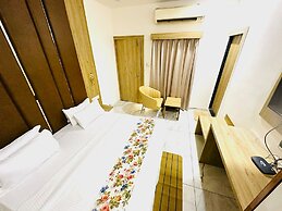 Hotel Kings Residency