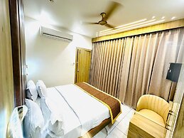 Hotel Kings Residency