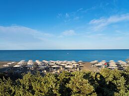 Csa Hotel Beach & Park