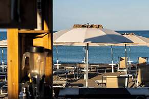 Csa Hotel Beach & Park