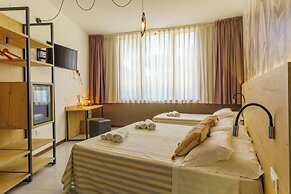 Csa Hotel Beach & Park