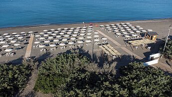 Csa Hotel Beach & Park