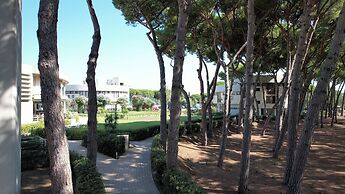 Csa Hotel Beach & Park