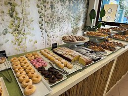 Csa Hotel Beach & Park