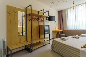 Csa Hotel Beach & Park