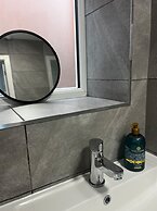 Tranquil New Nottingham Apartment