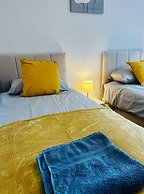 Chic Newly Built Apartment - Nottingham