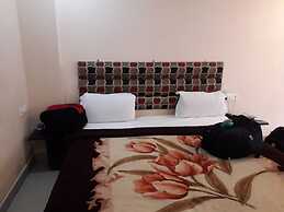 Goroomgo Hotel Dreamland Lataguri