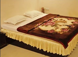 Goroomgo Hotel Dreamland Lataguri
