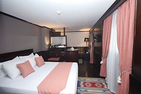 YOU Cairo Nile View Hotel