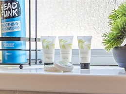 The Highway Hideaway