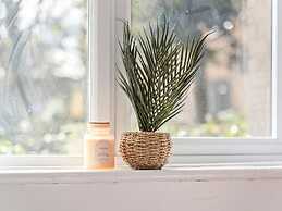 The Highway Hideaway