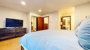 Woodlands #40 3 Bedroom Condo