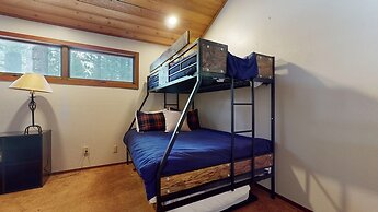 Woodlands #40 3 Bedroom Condo