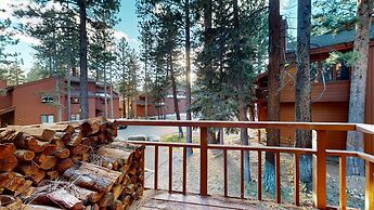 Woodlands #40 3 Bedroom Condo