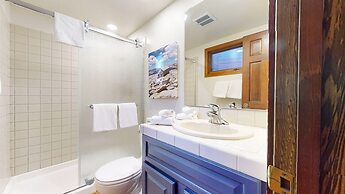 Woodlands #40 3 Bedroom Condo