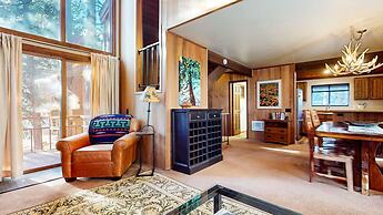 Woodlands #40 3 Bedroom Condo