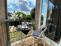 Business & Tourist Apartment mit Balkon