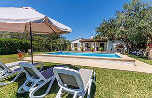 Villa Avinent in Pollen a