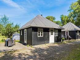 6 Person Holiday Park Home in Hesselager