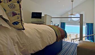 Beach Hut Suites