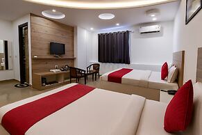 Hotel Good Luck by JMD Group